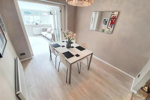 43 Crows Grove, Bradley Stoke, Bristol, BS32 0DA
