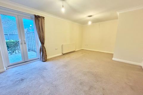 3 bedroom semi-detached house to rent, Cowper Street, Ipswich