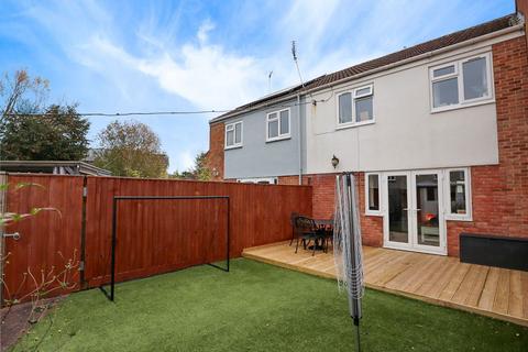 4 Carpenters Close, Calne, SN11 9ER