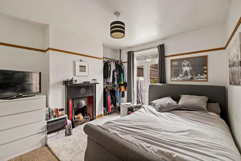 33 Surrenden Road, Folkestone, CT19 4DZ