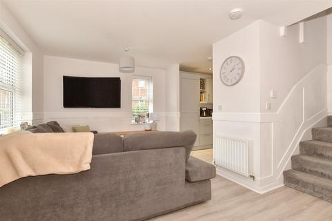 6 Aster Road, Minster On Sea, Sheerness, ME12 3GB
