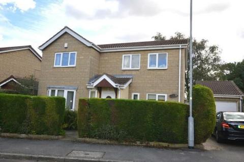 4 bedroom detached house to rent, Hillcrest Drive, South Anston, Sheffield
