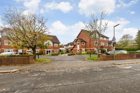 2 bedroom maisonette for sale, Alma Road, Reigate, Surrey