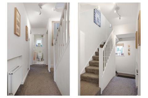 28 Clayton Crescent, Brentford, TW8 9PT