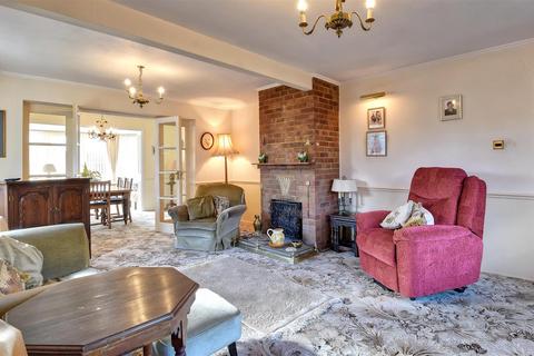 4 bedroom detached house for sale, Maytham Road, Rolvenden Layne