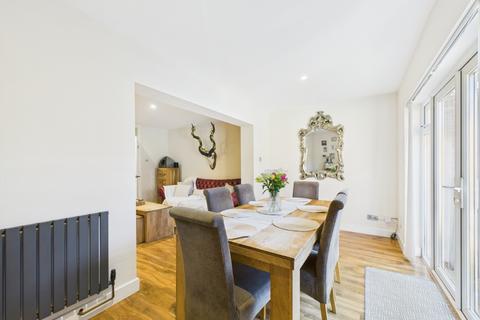 4 bedroom semi-detached house for sale, Skylark Corner, Stevenage, Hertfordshire, SG2