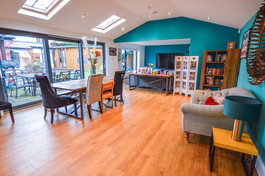 Open Plan Kitchen and Family Room