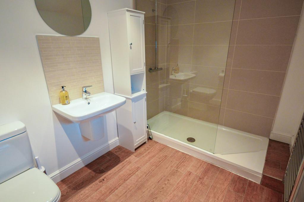 Ensuite Shower Room