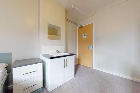 Flat share to rent, Medway Street