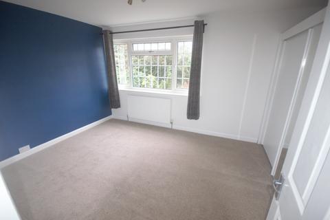 3 bedroom terraced house to rent, Chigwel, IG7