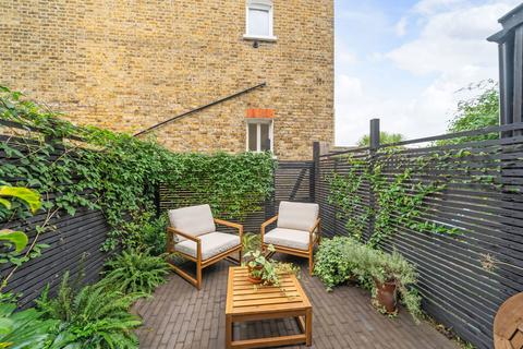 3 bedroom maisonette for sale, Shipman Road, London SE23