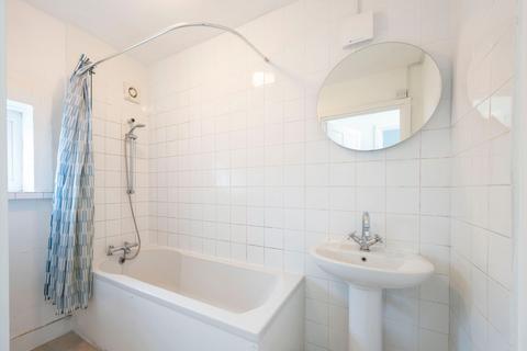 3 bedroom property to rent, Botsford Road, Wimbledon Chase SW20