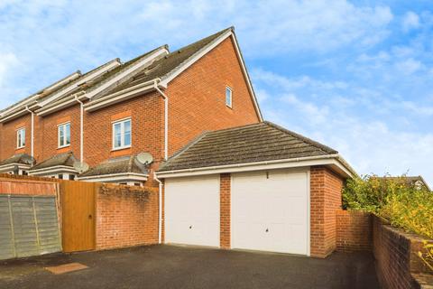 3 bedroom end of terrace house for sale, Upper Well Close, Oswestry SY11