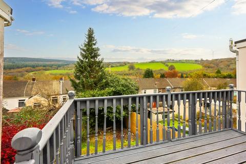 31 Collwyn Street, Tonyrefail, Porth, CF39 8BH
