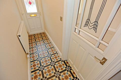 31 Collwyn Street, Tonyrefail, Porth, CF39 8BH