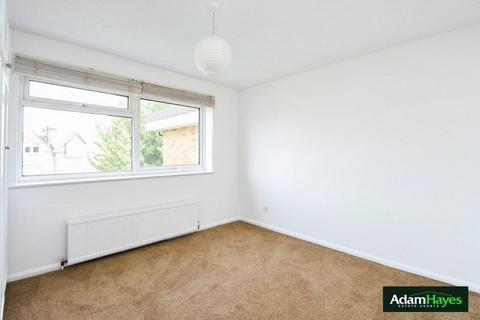 1 bedroom apartment to rent, 66 Athenaeum Road, London N20