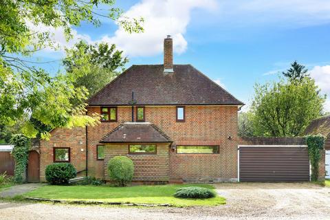 3 bedroom detached house for sale, Woodside Close, Beaconsfield, Buckinghamshire, HP9