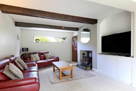 3 bedroom detached house for sale, Woodside Close, Beaconsfield, Buckinghamshire, HP9