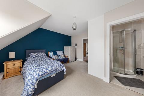 Flat 5, 49 Wickham Road, Beckenham, BR3 6QJ