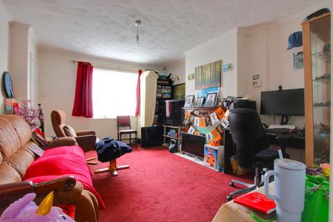 3 bedroom end of terrace house for sale, Bassett Green, Southampton