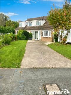 3 bedroom semi-detached house for sale, Cadwell Drive, Maidenhead, Berkshire