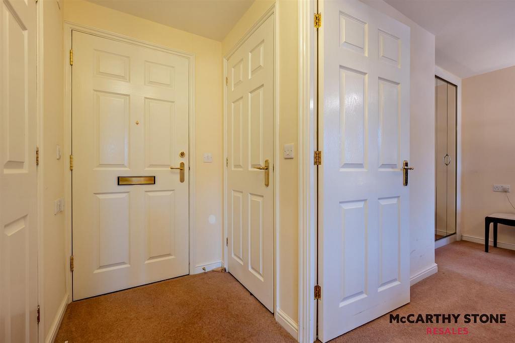 8627017-interior15-800.jpg