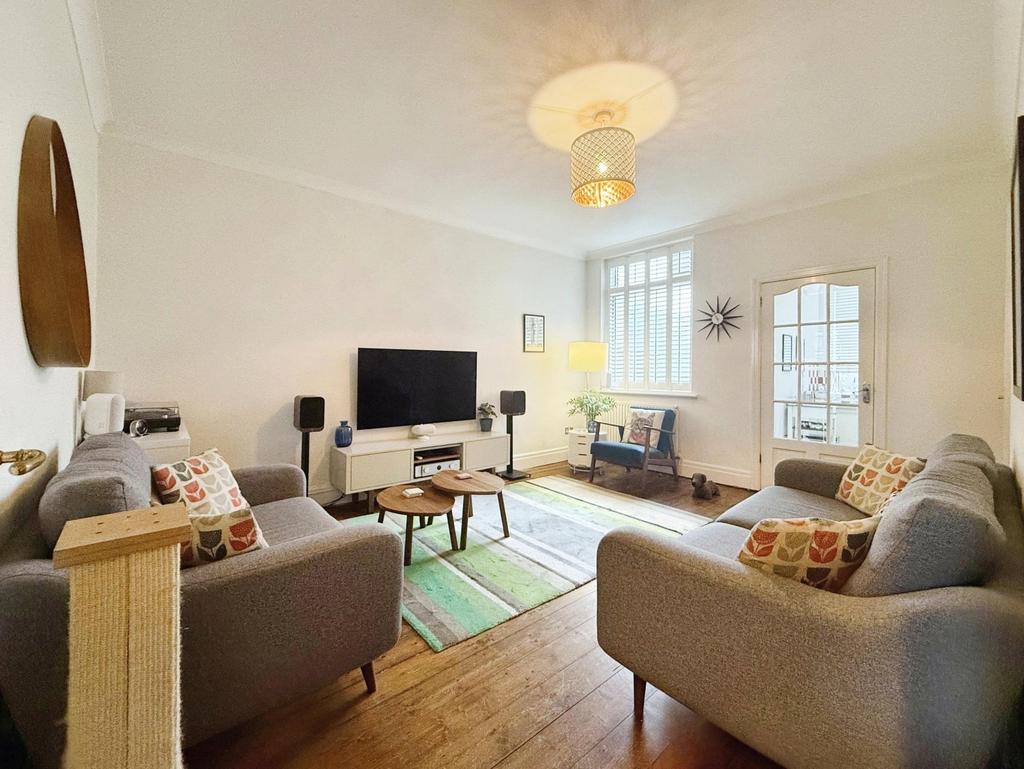 Canal Bank, Monton, Manchester... 2 bed terraced house for sale £290,000