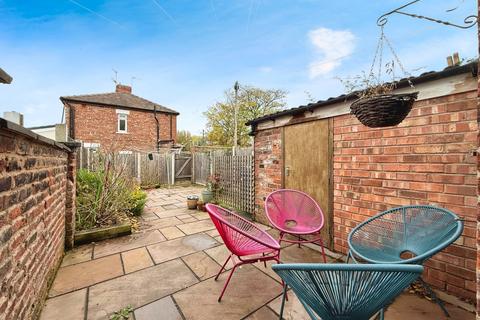 2 bedroom terraced house for sale, Canal Bank, Eccles, M30