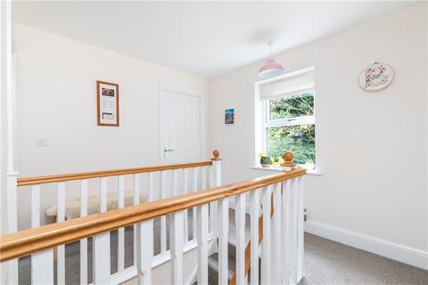 15 Cartwright Avenue, Guiseley, Leeds, LS20 9FJ