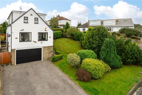 3 bedroom detached house for sale, Hawkstone View, Guiseley, Leeds, West Yorkshire, LS20