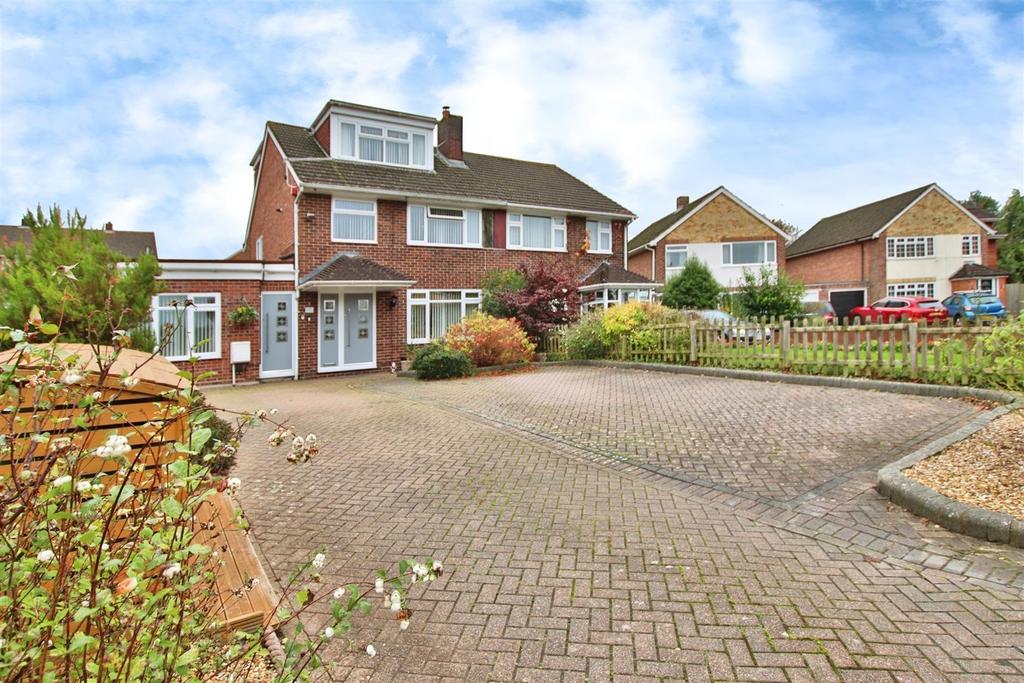 4 bedroom Semi Detached for sale
