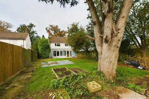 3 bedroom semi-detached house for sale, Stringers Lane, Stevenage SG2