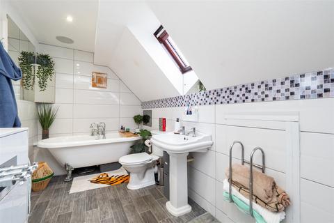 29 Ennerdale Close, Cheam, Sutton, SM1 2JP
