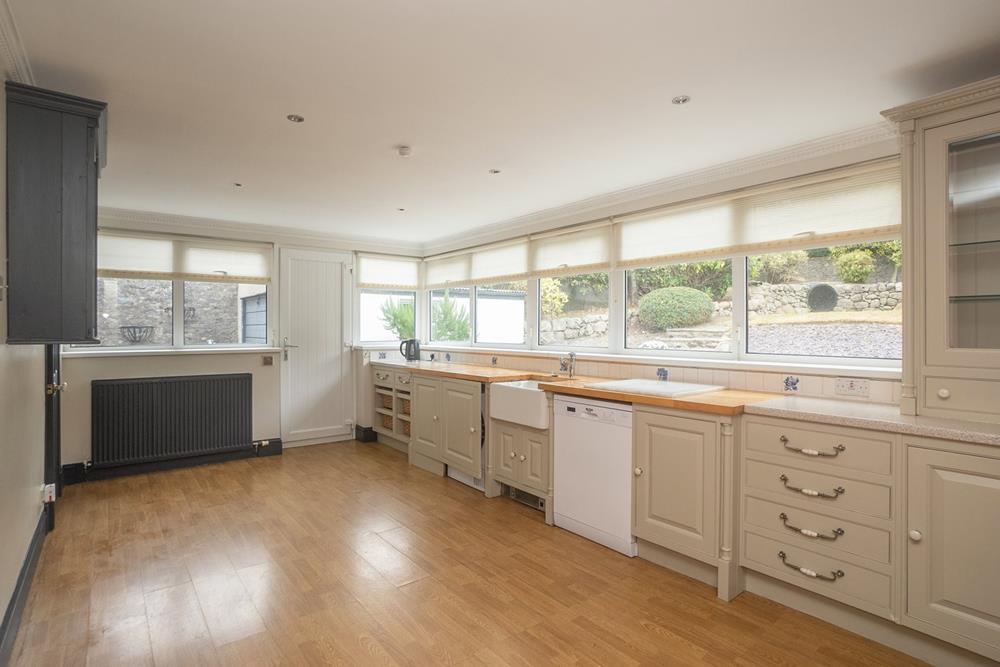Kitchen 3