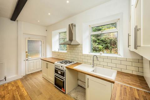 2 bedroom end of terrace house for sale, Oldham Road, Sowerby Bridge HX6