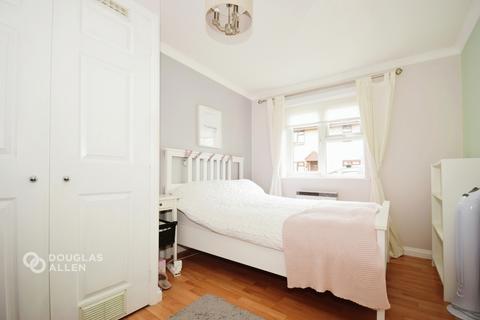 1 bedroom apartment to rent, Wood Green Basildon SS13