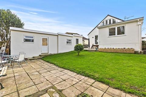 4 bedroom detached bungalow for sale, Belvedere Close, Swansea SA3