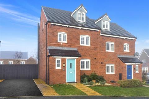 3 bedroom semi-detached house for sale, Loachbrook Farm Way, Congleton