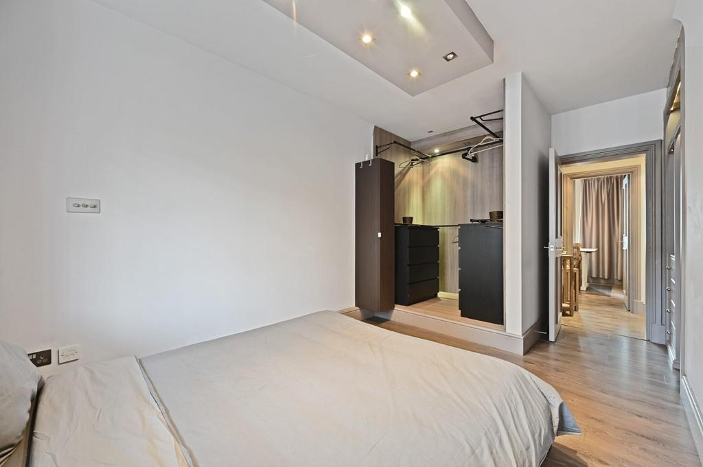 TEC   Flat 411, Marylebone Apartments   Bedroom B3