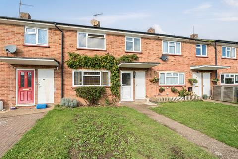 10 Lesters Road, Cookham, Maidenhead, SL6 9LS