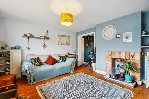 10 Lesters Road, Cookham, Maidenhead, SL6 9LS