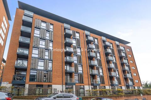 1 bedroom flat for sale, Ringers Road, Greater London