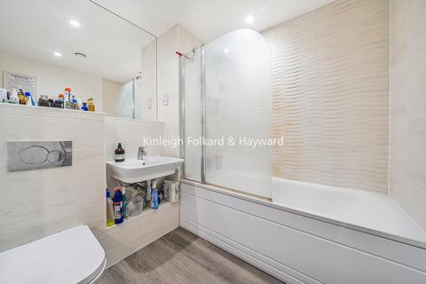 1 bedroom flat for sale, Ringers Road, Greater London