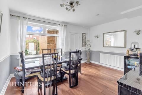 3 bedroom semi-detached house for sale, Kew Road, Failsworth, Manchester