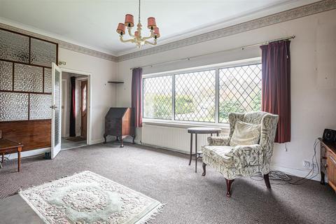 9 Rushley Close, Sheffield, S17 3EG