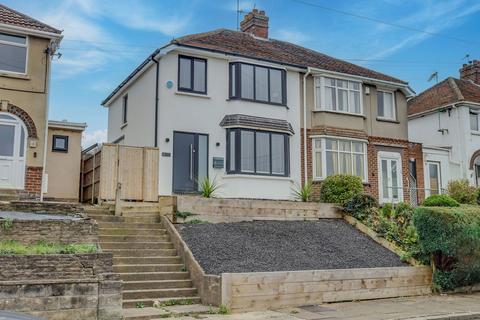 2 bedroom semi-detached house for sale, Silbury Road, Leicester