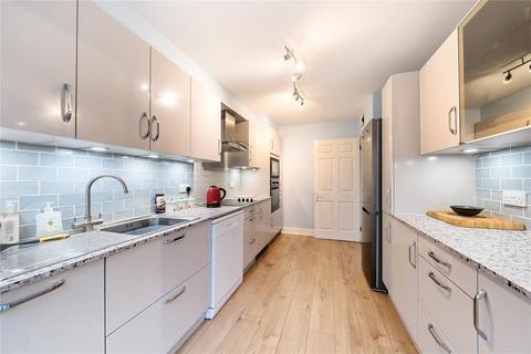 undefined, Mytchett Heath, Mytchett GU16