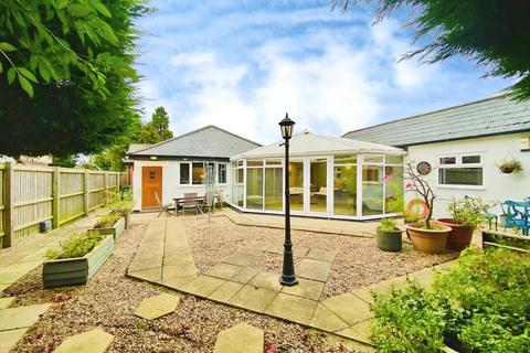 4 bedroom detached bungalow for sale, Melton Road, Rearsby, LE7