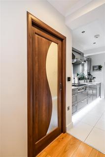 150 Hale End Road, London, E17 4DU