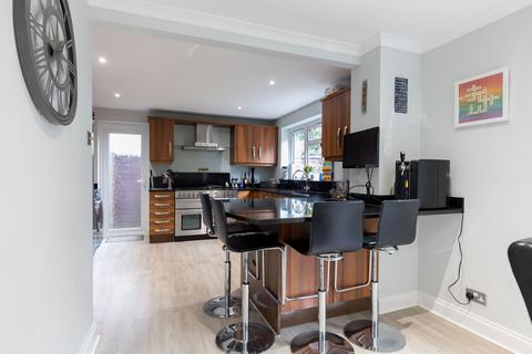 4 bedroom detached house for sale, Briarswood Close, Crawley RH10